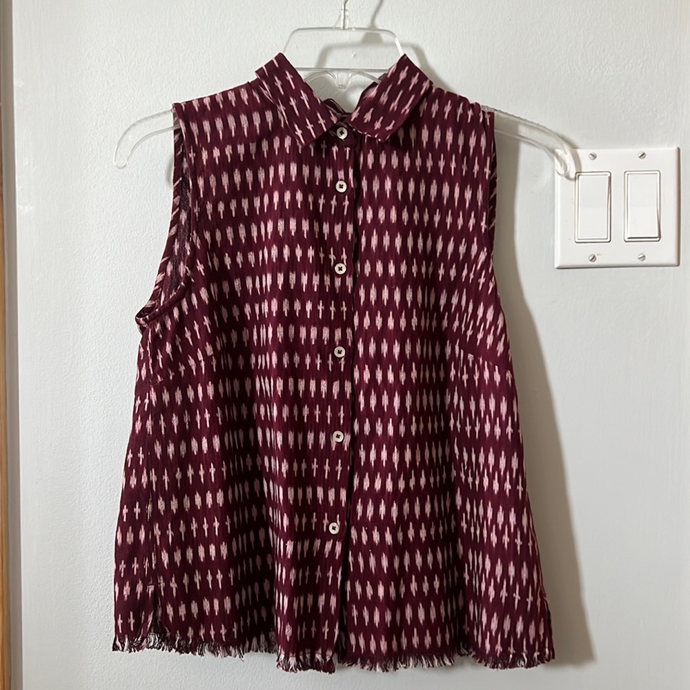 Madewell XS sleeveless button-up